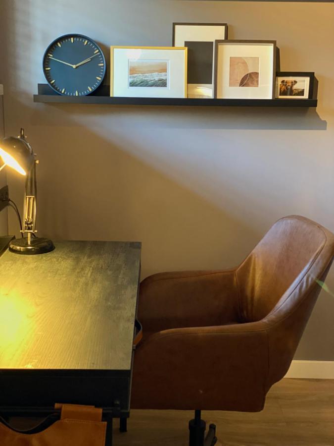 Appartement Stylish Apartment, Loft Number 7 With Office Space And Free Private Parking